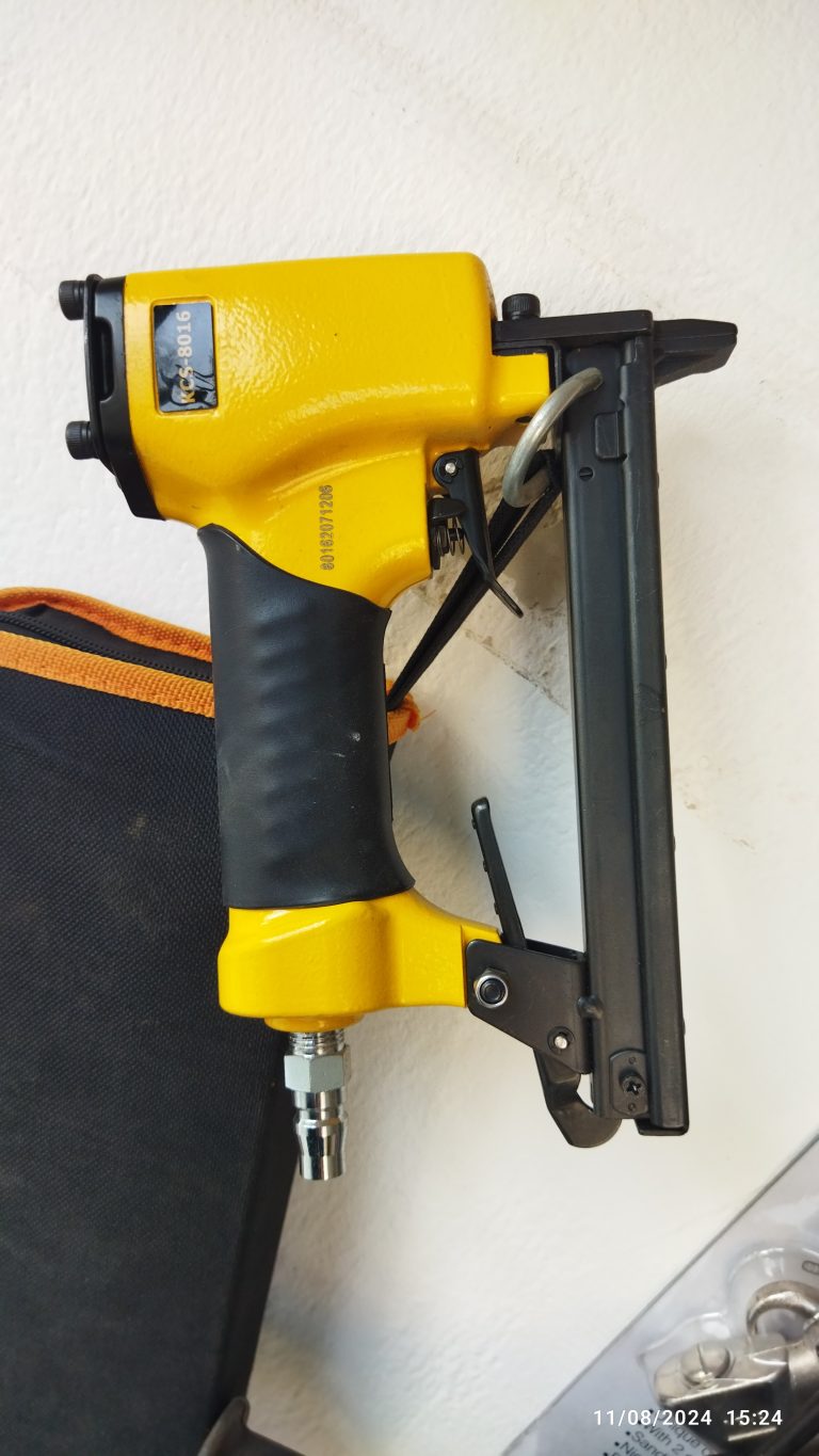 اجاره منگنه کوب و میخکوب در ساری